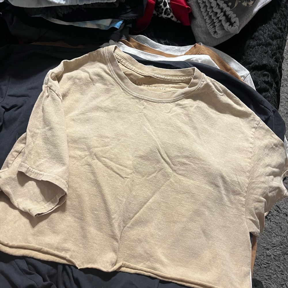 Cropped tee
